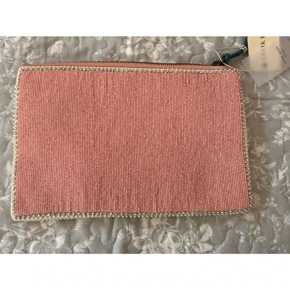 New with Tags Antik Kraft Palm Leaf Print Beaded Clutch